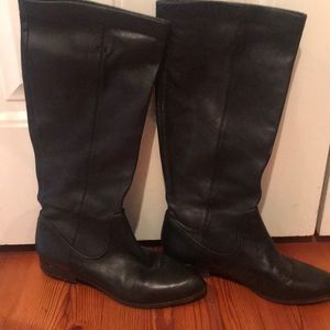 Frye pull on black leather boots size 8 1/2